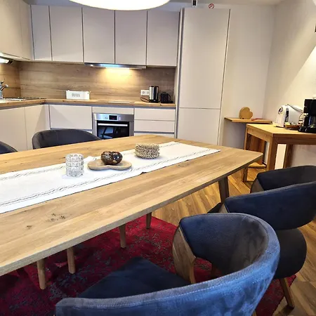 Simonhof マリア・アルム・アム・シュタイナーネン・メアー