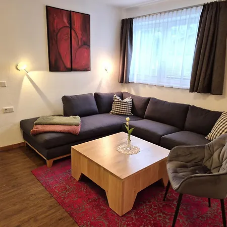 Simonhof * マリア・アルム・アム・シュタイナーネン・メアー