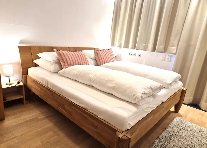 Simonhof * マリア・アルム・アム・シュタイナーネン・メアー