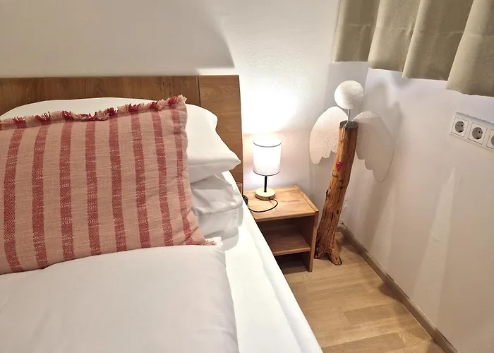 Simonhof * マリア・アルム・アム・シュタイナーネン・メアー